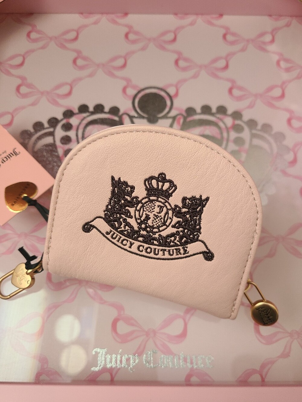 Juicy Couture Wallet 💗